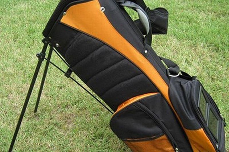 avant-garde golf bags to protect your cherished golf equipment